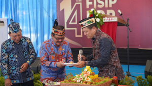 FISIP UPR Tancap Gas di Usia 14 Tahun, Pemprov Kalteng Tantang Mahasiswa Turun ke Medan Sosial