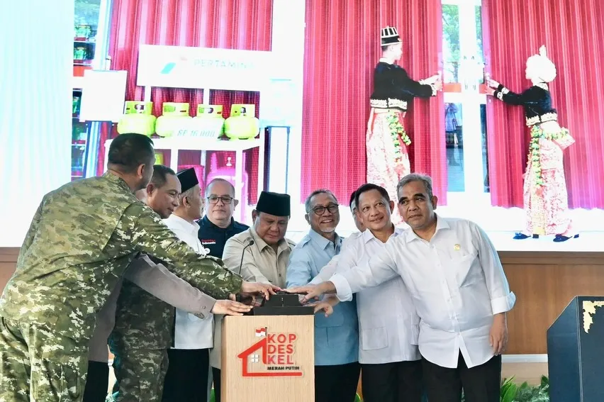 Presiden Resmikan 1.061 Koperasi Merah Putih, Desa Didorong Jadi Basis Baru Ekonomi Nasional