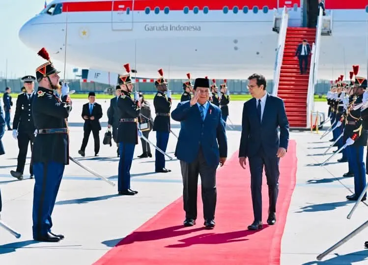 Prabowo Tiba di Paris, Indonesia Mulai Perkuat Poros Strategis dengan Prancis