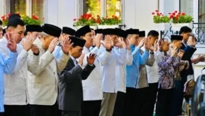 Prabowo Salat Iduladha di Paris, Penuh Nuansa Hangat Tanah Air