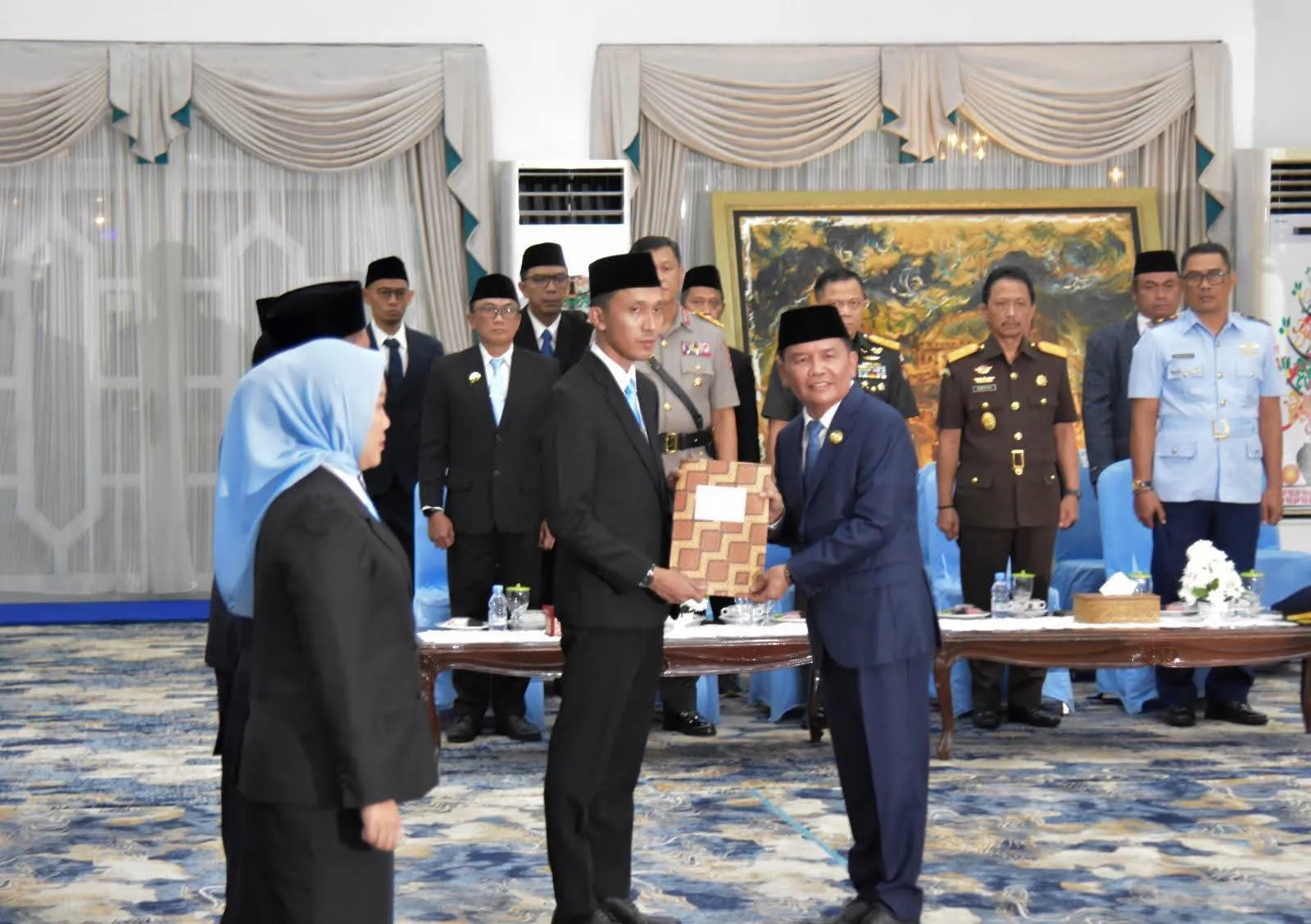 Gubernur Agustiar Kocok Ulang Eselon II, Delapan Jabatan Strategis Berganti Pimpinan