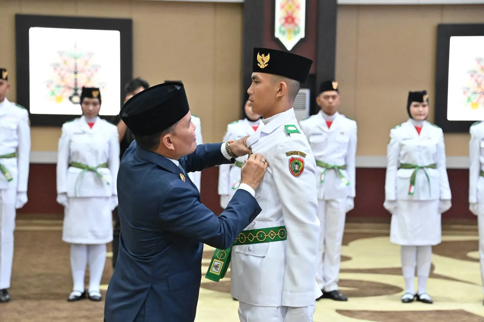 54 Paskibraka Kalteng Dikukuhkan, Amanah Merah Putih Menanti pada 17 Agustus