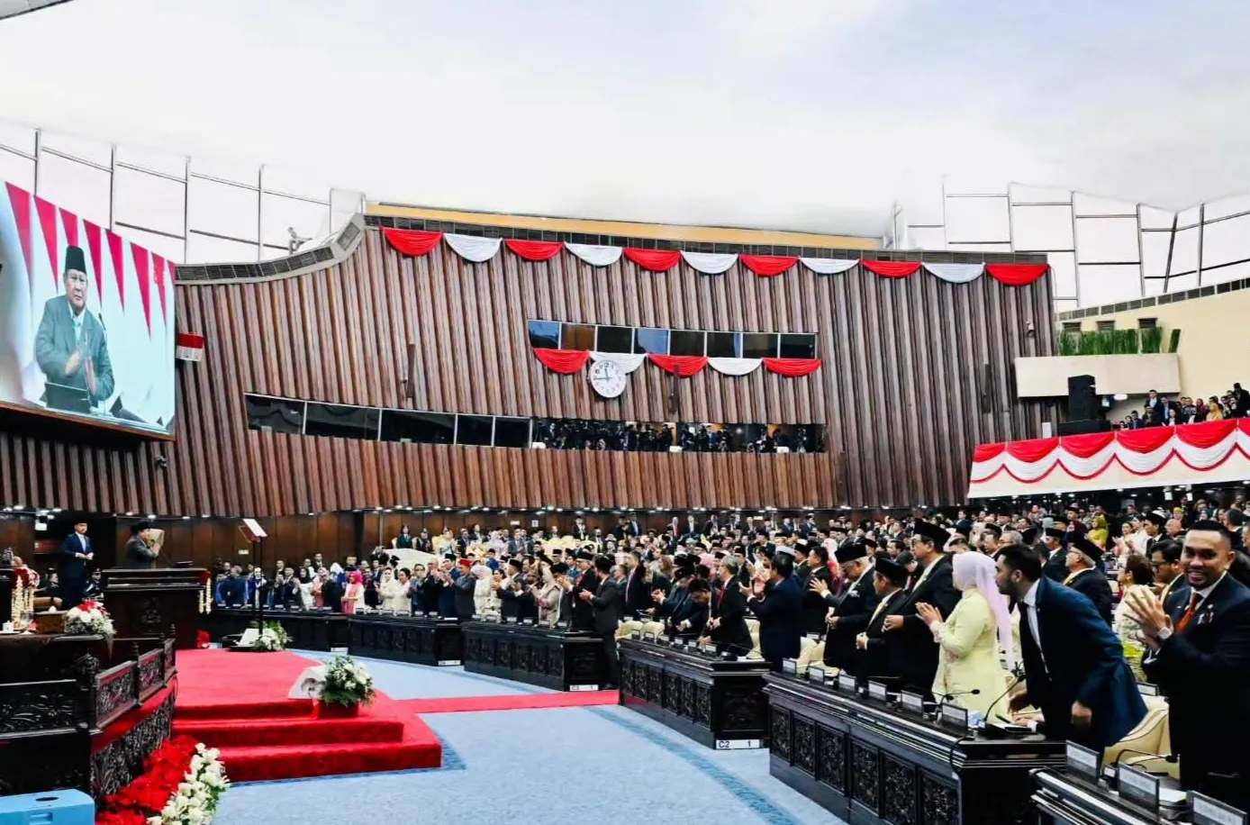 21 Bulan Pemerintahan: 14 Capaian Diungkap, Tapi Presiden Minta Jangan Cepat Puas