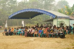Asap Karhutla Mengepung, Agustiar Sabran Turun Langsung Pastikan Warga Sei Gohong Tak Terlupakan